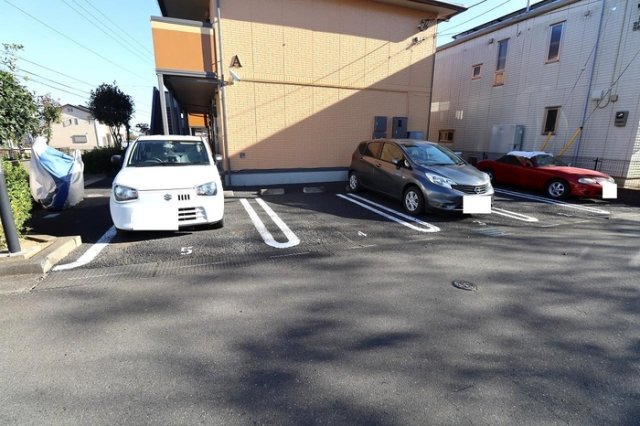 16/19 駐車場
