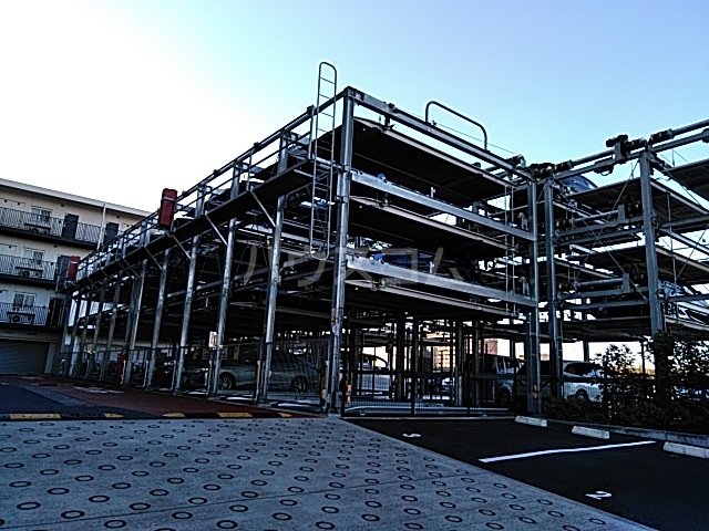 24/29 駐車場