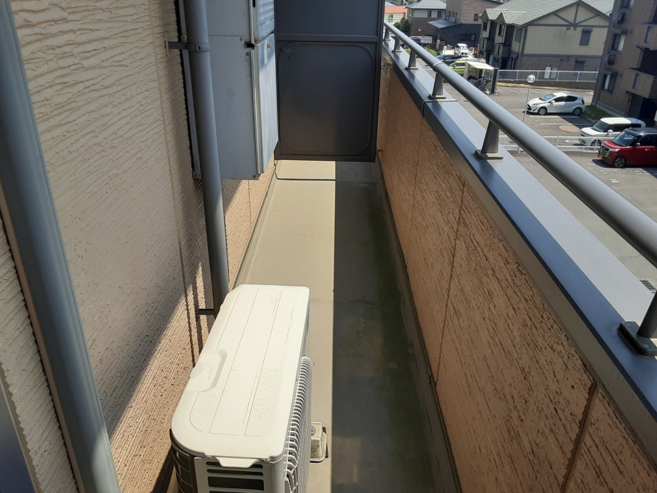 23/30 バルコニー