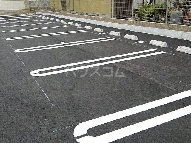 14/20 駐車場