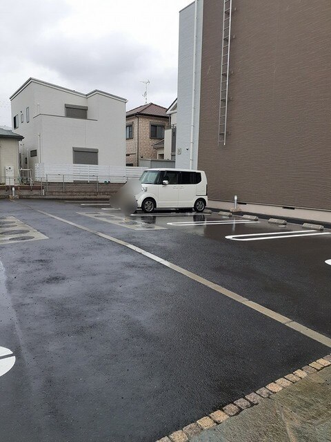 14/19 駐車場