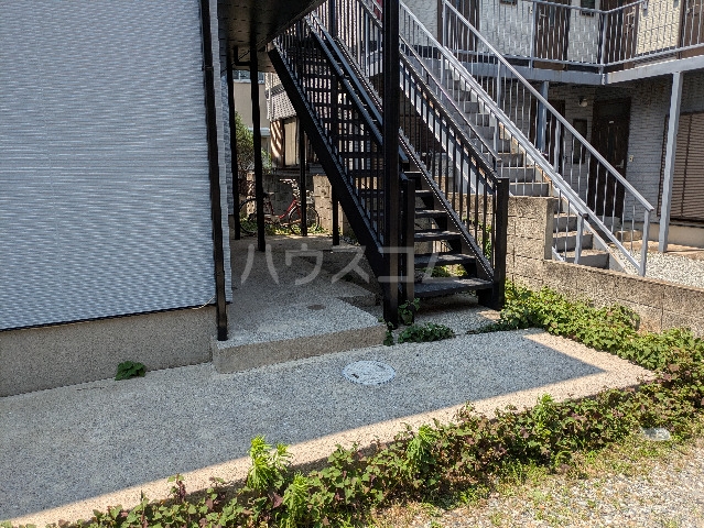 19/26 エントランス