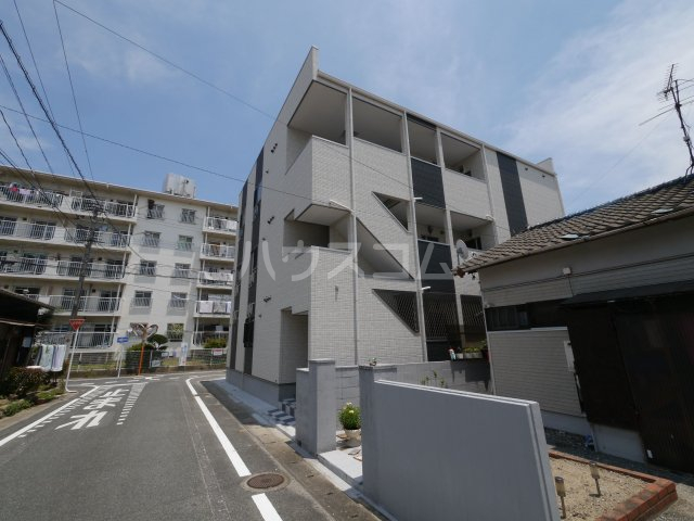 15/17 エントランス