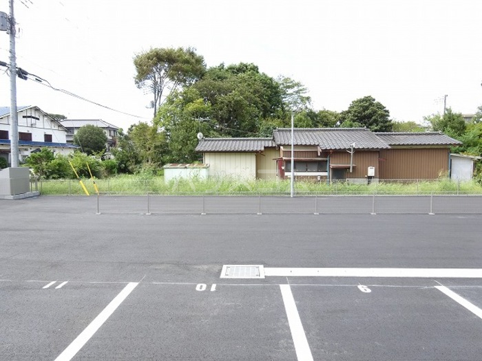 20/23 駐車場