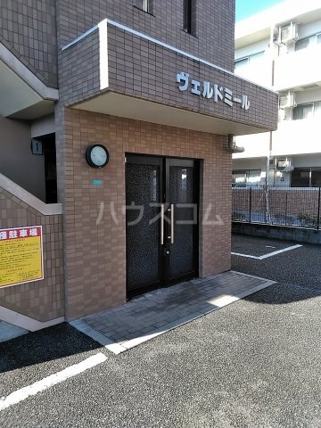 2/3 エントランス