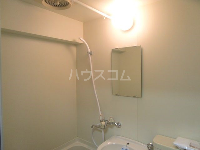 17/30 浴室