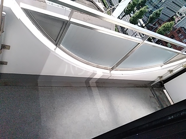 19/30 バルコニー