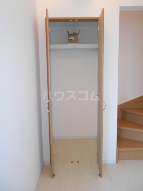 13/30 収納