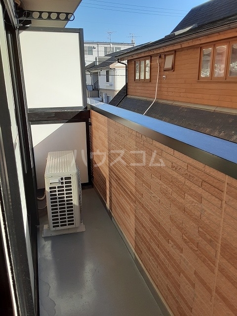 18/25 バルコニー