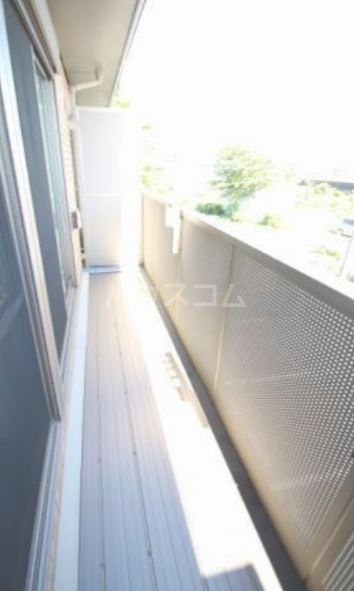 13/17 バルコニー