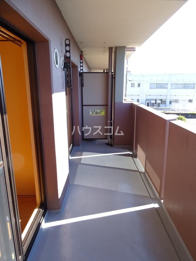 20/28 バルコニー