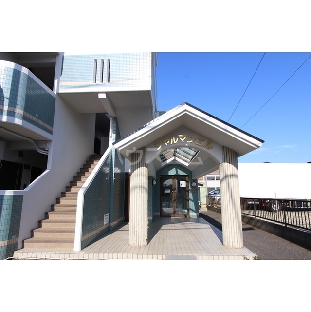 20/27 エントランス