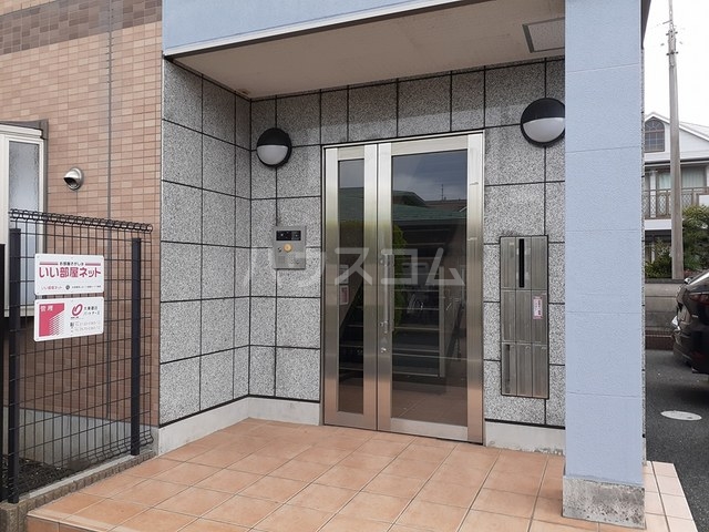 15/21 エントランス