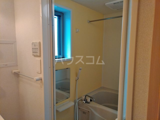 14/30 浴室