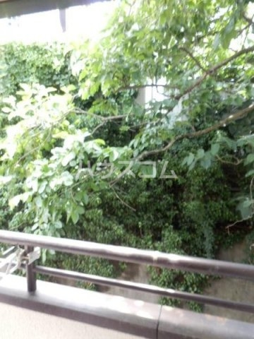 16/28 バルコニー