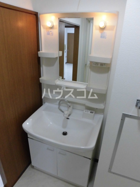 15/30 洗面
