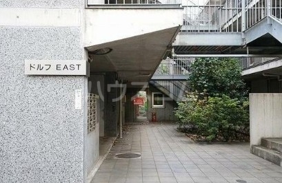 2/3 エントランス