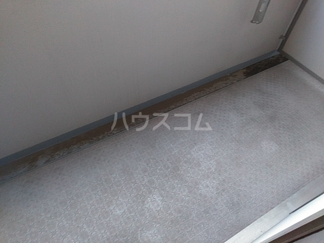 20/30 バルコニー