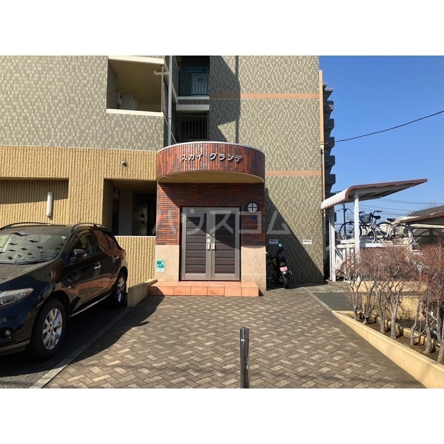 2/10 エントランス