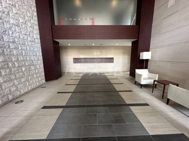 29/30 エントランス