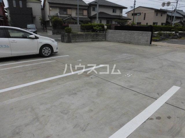 21/30 駐車場