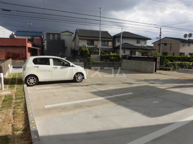 22/30 駐車場