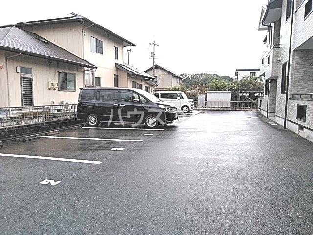 19/22 駐車場