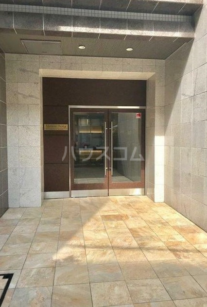 5/8 エントランス