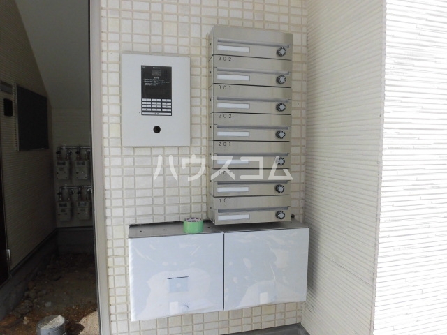 21/24 エントランス