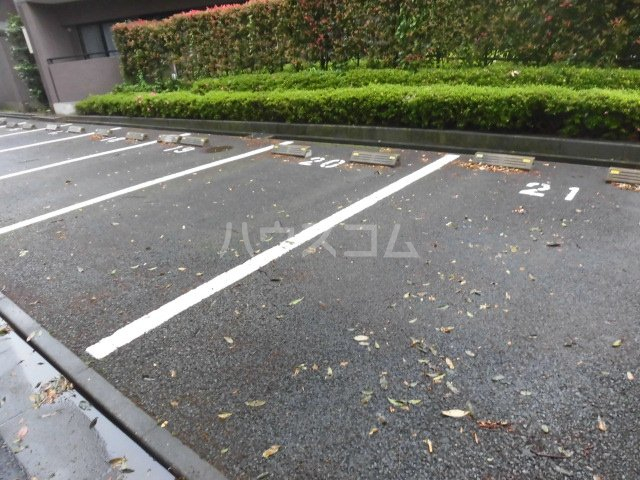 19/29 駐車場