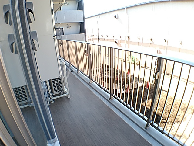 15/20 バルコニー