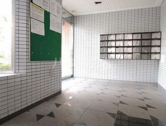 3/5 エントランス