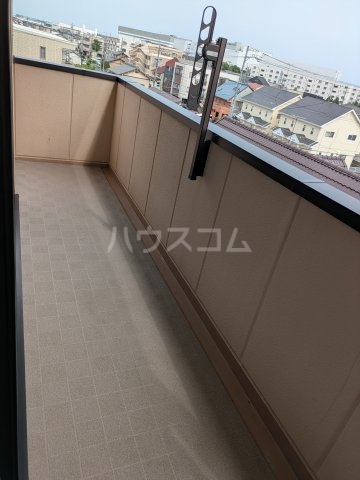 16/27 バルコニー