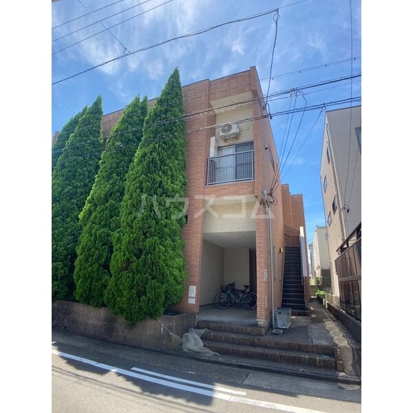 14/15 エントランス