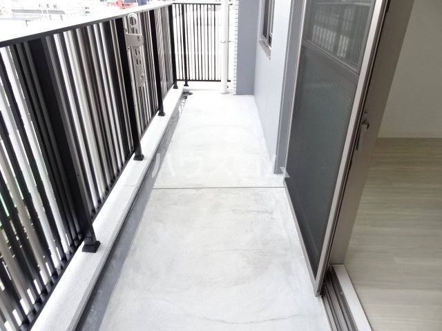 21/30 バルコニー