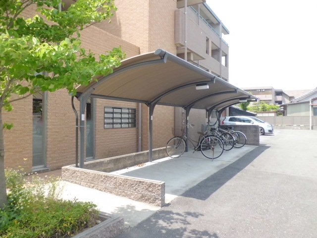 22/30 駐車場