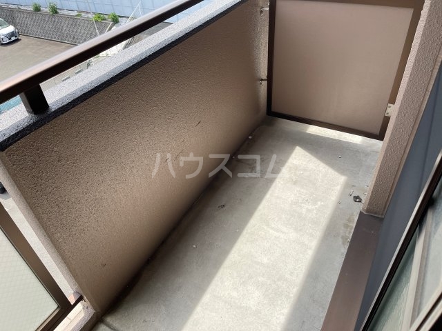 16/27 バルコニー