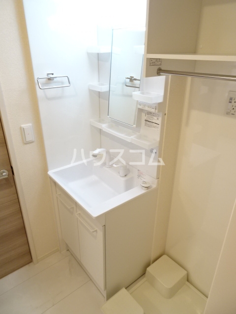 13/30 洗面