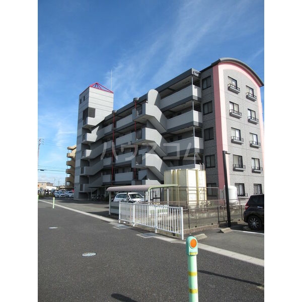 14/22 エントランス