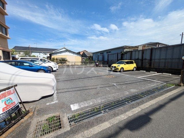 2/10 駐車場