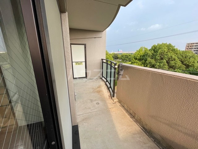 14/28 バルコニー