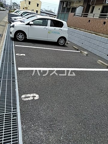 17/24 駐車場