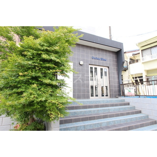 17/24 エントランス