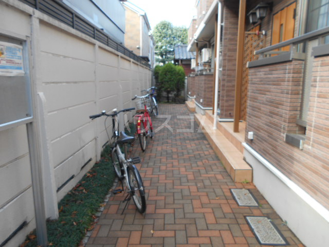 14/22 エントランス