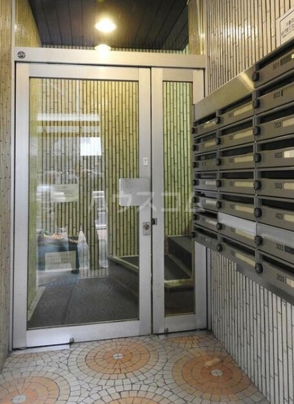 16/24 エントランス