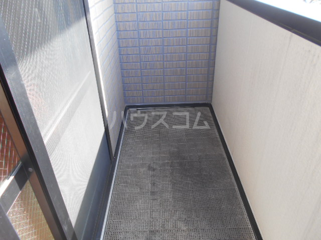 13/20 バルコニー