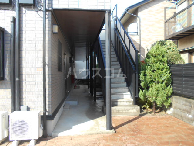 18/20 エントランス