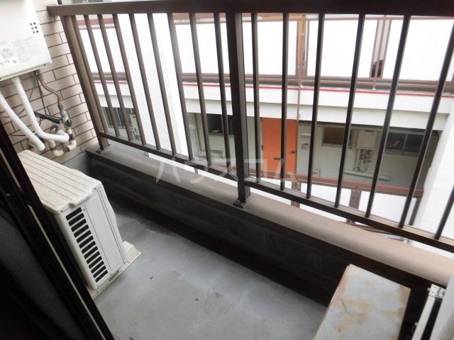 15/21 バルコニー