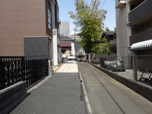 29/30 エントランス