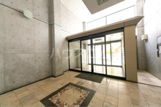 13/20 エントランス